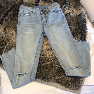 BDG (Urban Outfitter) CROP TWIG HIGH RISE